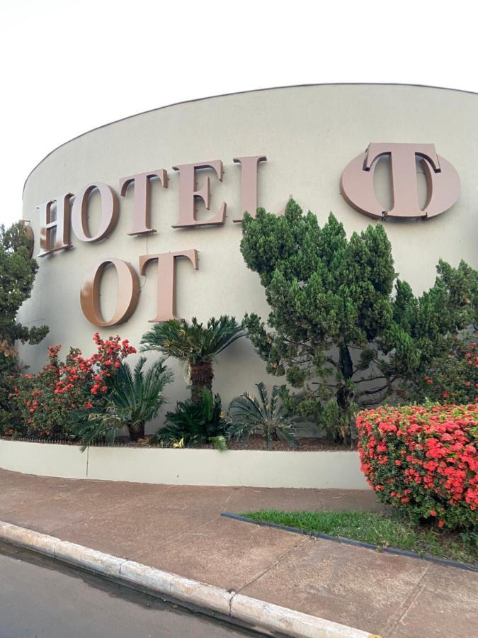 Hotel Ot Трес-Лагоас Экстерьер фото