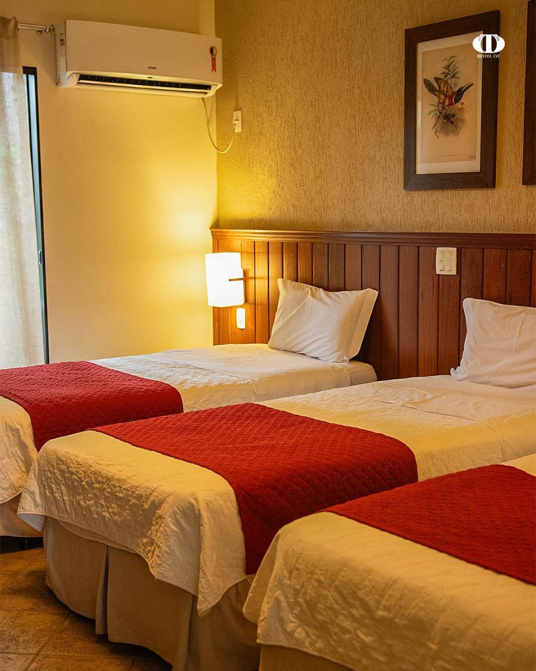 Hotel Ot Трес-Лагоас Экстерьер фото